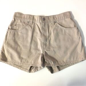 Vintage Levi’s 913 Regular Fit Khaki/Beige Denim Shorts Size 9 EUC